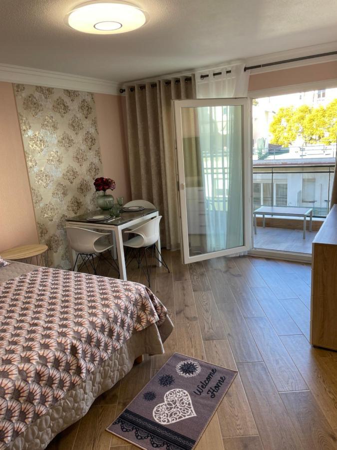 Studio With Swimming Pool 80 Meters Near The Beach นีซ ภายนอก รูปภาพ